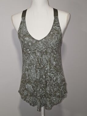 Kimchi Blue Urban Outfitters Olive Paisley V-Neck Strappy Tank Womens Size Small